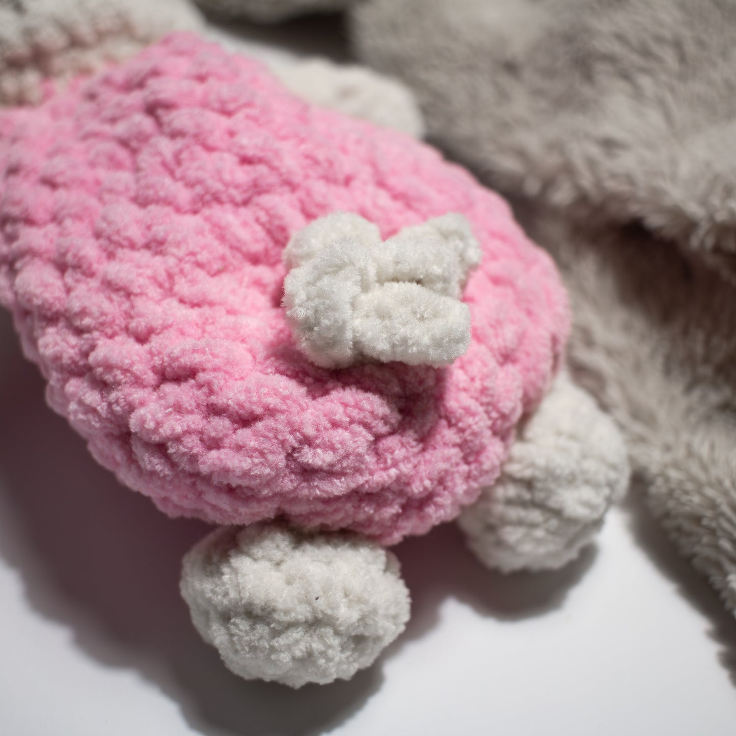 Vaaleanpunainen unipupu