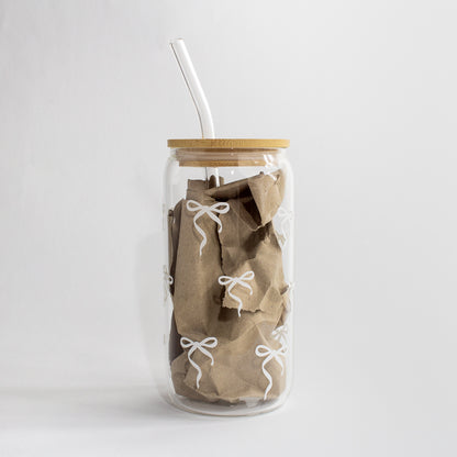 Lasinen tumbler - omalla nimellä